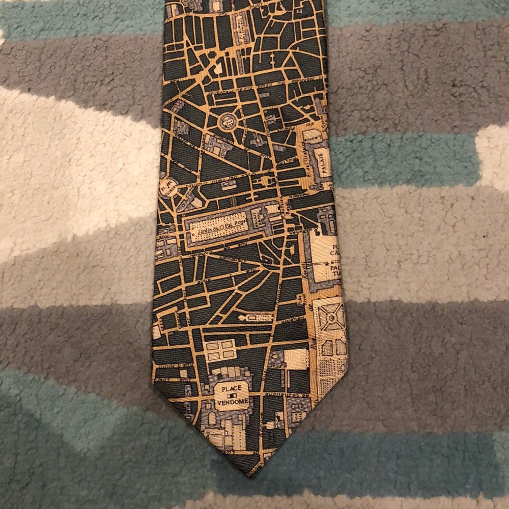Tie